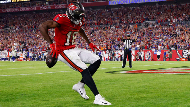 Buccaneers wide receiver Breshad Perriman (16) celebrates after scoring a touchdown in overtime against the Bills Raymond James Stadium.
